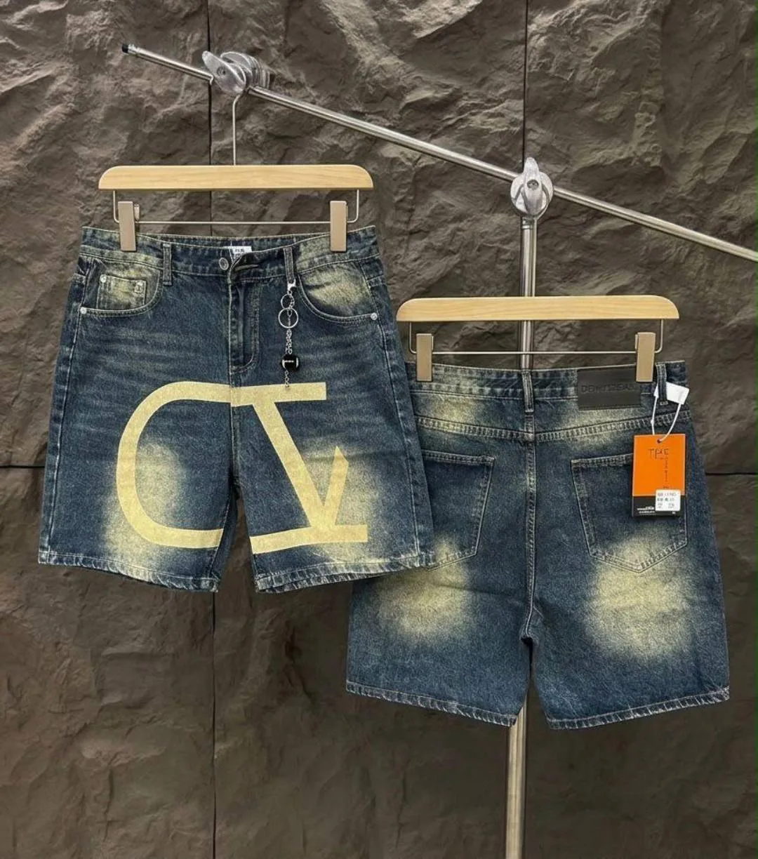 Luxury men short jeans