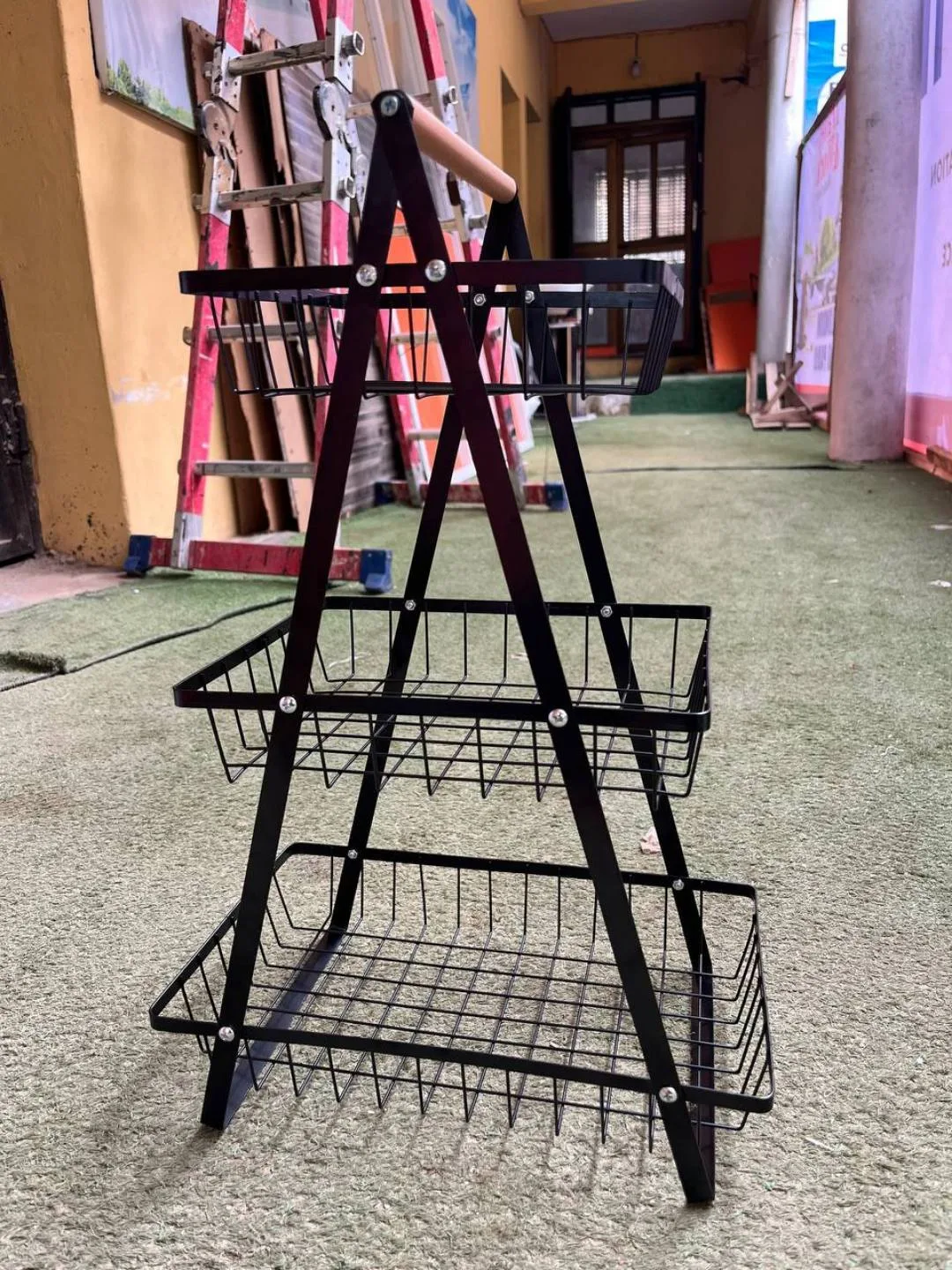 FRUIT BASKET/ STORAGE RACK 4