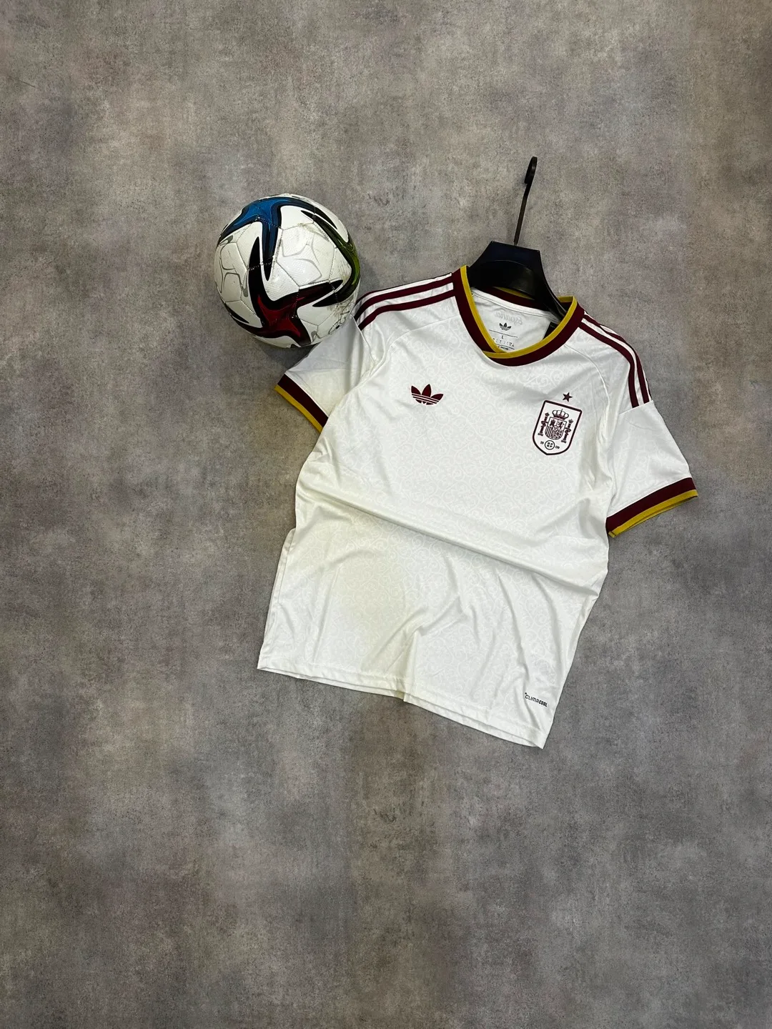 2026 Spain World Cup Jerseys. 2